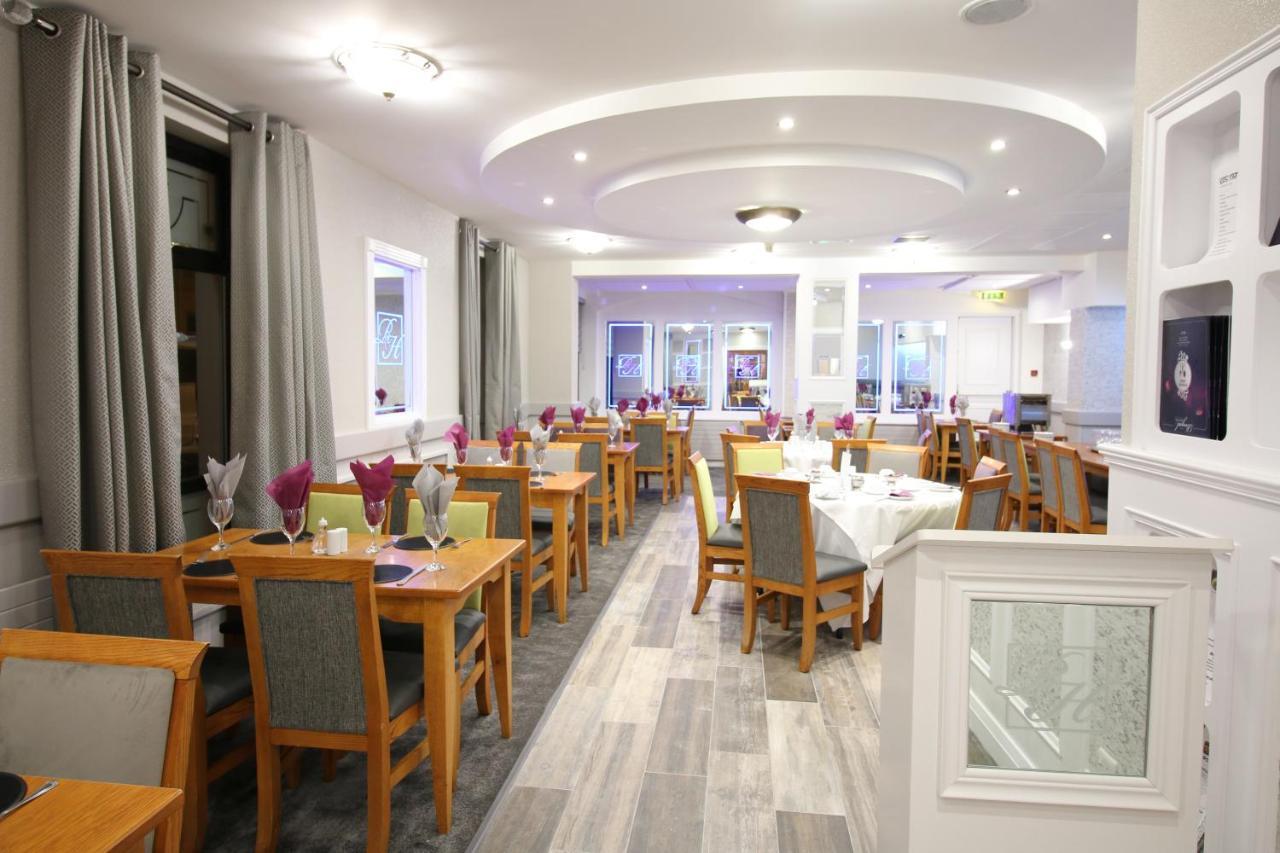 The Royal Hotel Cookstown Buitenkant foto