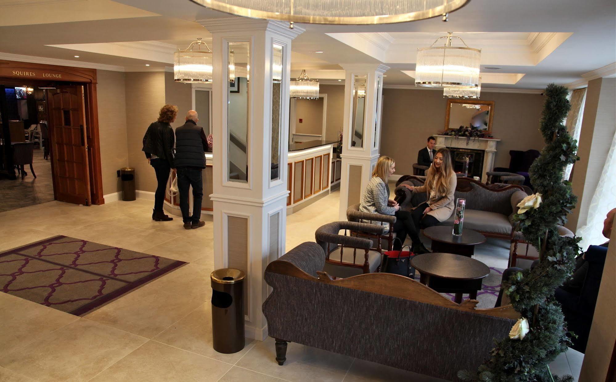 The Royal Hotel Cookstown Buitenkant foto