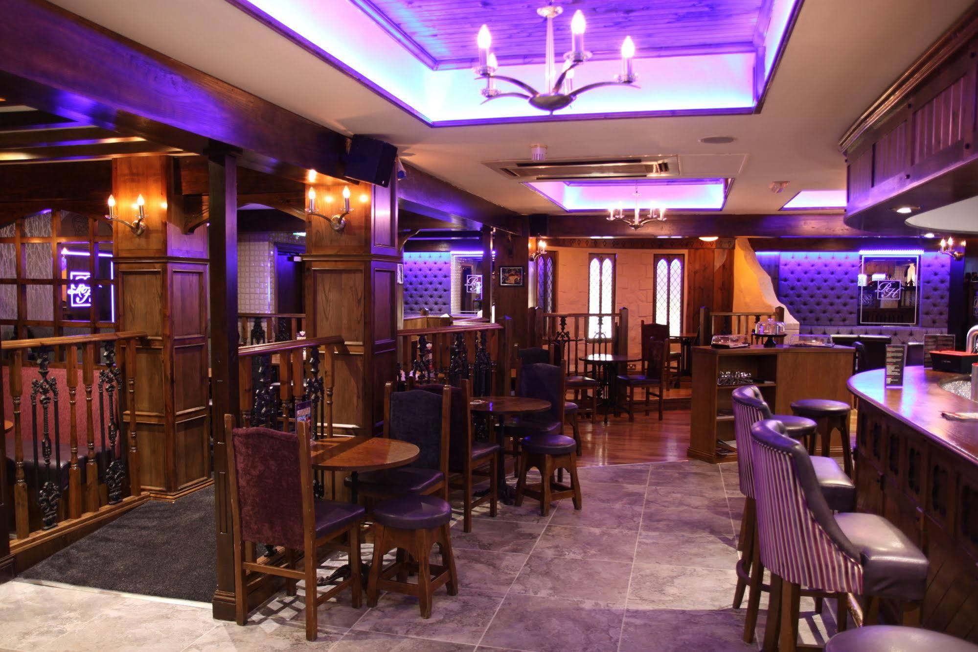 The Royal Hotel Cookstown Buitenkant foto