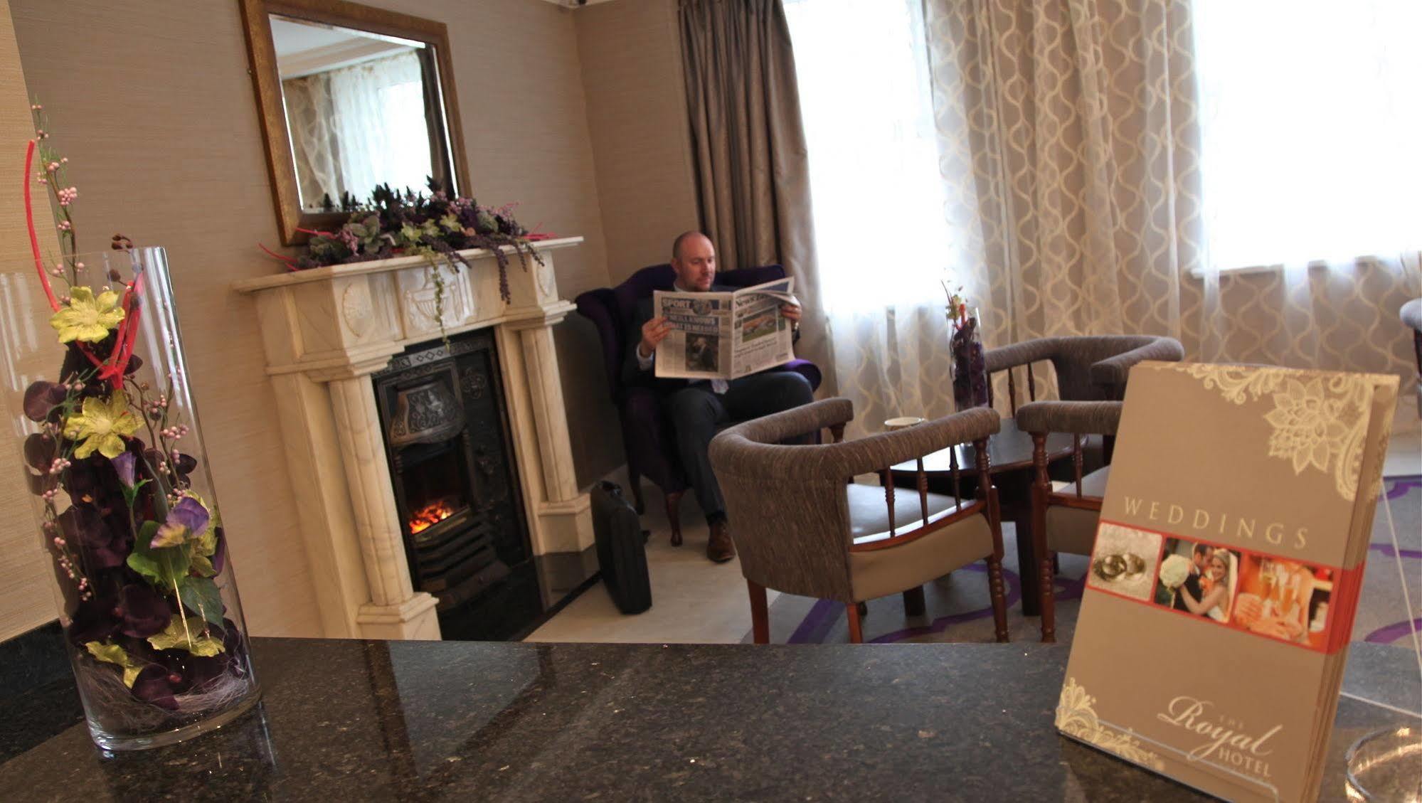 The Royal Hotel Cookstown Buitenkant foto